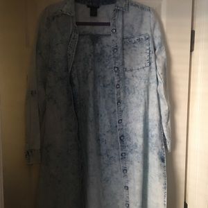 Acid washed denim duster